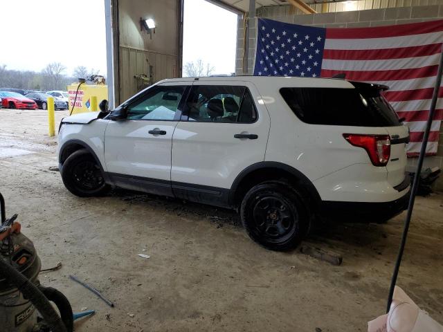 1FM5K8AR2JGC87955 - 2018 FORD EXPLORER POLICE INTERCEPTOR თეთრი ფოტო 2