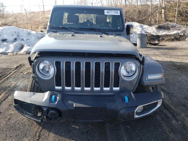 1C4JJXP61NW169680 - 2022 JEEP WRANGLER U SAHARA 4XE GRAY photo 5