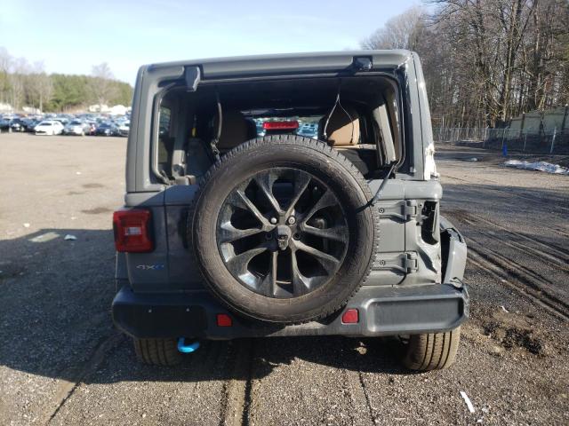 1C4JJXP61NW169680 - 2022 JEEP WRANGLER U SAHARA 4XE GRAY photo 6