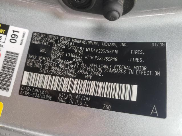 5TDYZ3DC5KS019688 - 2019 TOYOTA SIENNA XLE SILVER photo 12