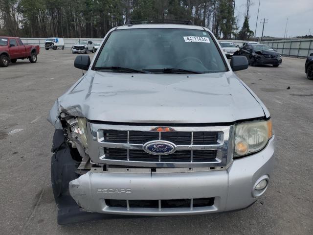 1FMCU0D76AKA78793 - 2010 FORD ESCAPE XLT SILVER photo 5