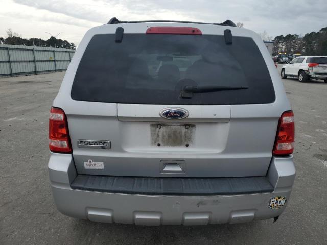 1FMCU0D76AKA78793 - 2010 FORD ESCAPE XLT SILVER photo 6