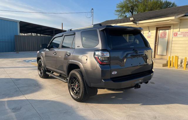 JTEEU5JR1M5230557 - 2021 TOYOTA 4RUNNER SR5 GRAY photo 3