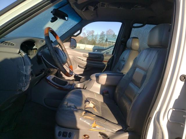 5LMPU28L4WLJ25628 - 1998 LINCOLN NAVIGATOR 白色 照片 7