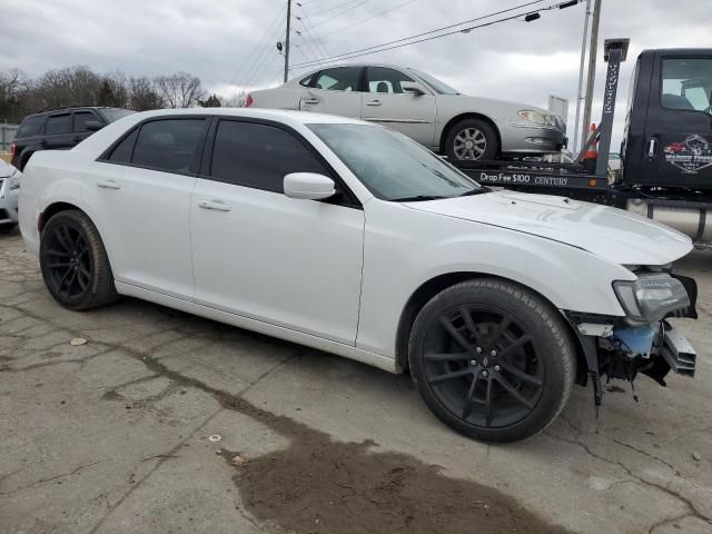 2C3CCABG7KH515861 - 2019 CHRYSLER 300 S WHITE photo 4