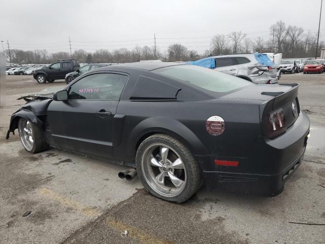 1ZVHT82H285113374 - 2008 FORD MUSTANG GT BLACK photo 2