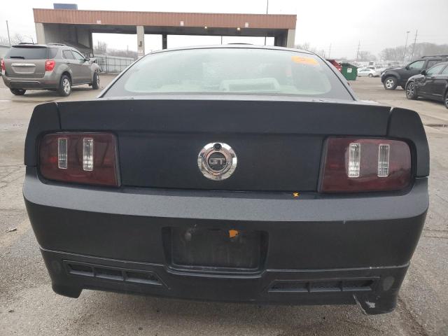 1ZVHT82H285113374 - 2008 FORD MUSTANG GT BLACK photo 6