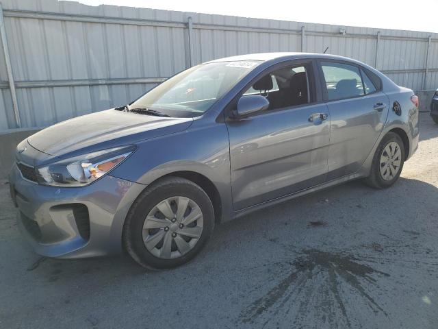 3KPA24AD2LE303221 - 2020 KIA RIO LX GRAY photo 1