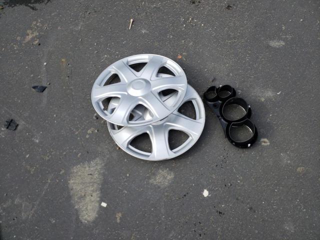 2T1KR32E57C660575 - 2007 TOYOTA COROLLA MA XR WHITE photo 12