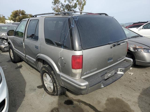 1GNDT13W9X2185329 - 1999 CHEVROLET BLAZER BEIGE photo 2