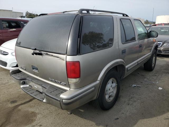 1GNDT13W9X2185329 - 1999 CHEVROLET BLAZER BEIGE photo 3