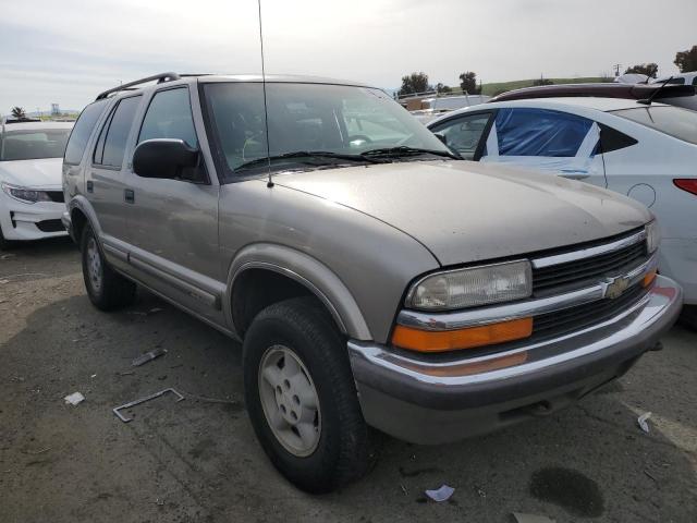 1GNDT13W9X2185329 - 1999 CHEVROLET BLAZER BEIGE photo 4