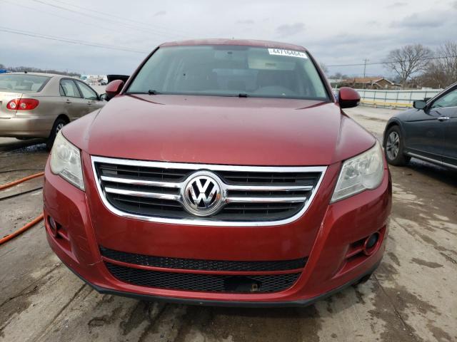 WVGAV75N99W001785 - 2009 VOLKSWAGEN TIGUAN S MAROON photo 5