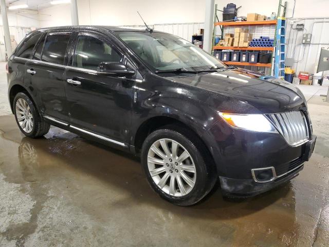 2LMDJ6JK2DBL21477 - 2013 LINCOLN MKX BLACK photo 4