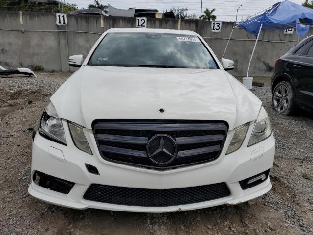 WDDHF5GB4AA102733 - 2010 MERCEDES-BENZ E 350 WHITE photo 5