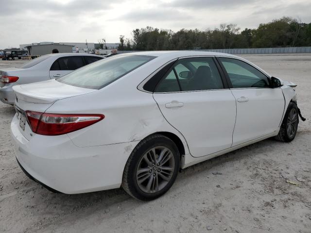 4T1BF1FK8FU083454 - 2015 TOYOTA CAMRY LE WHITE photo 3