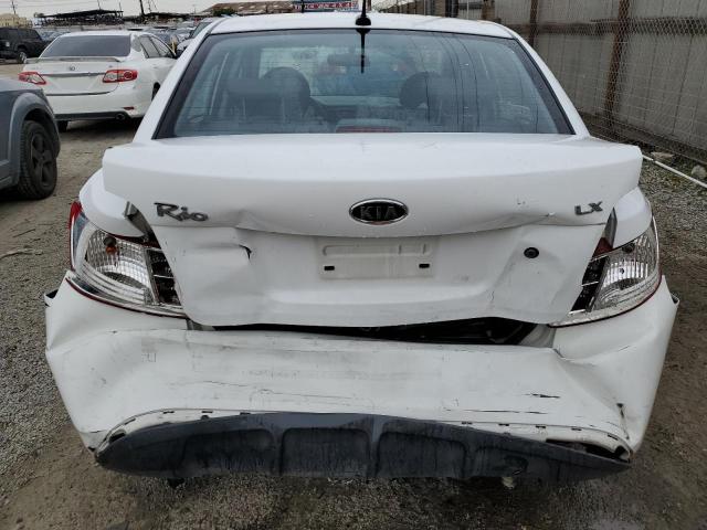 KNADH4A36B6944747 - 2011 KIA RIO BASE WHITE photo 6