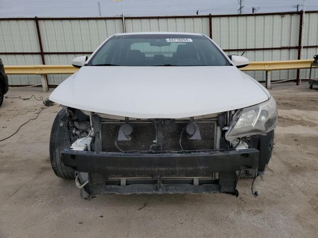 4T1BF1FKXCU593753 - 2012 TOYOTA CAMRY BASE WHITE photo 5