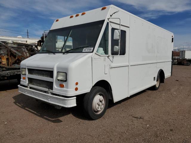 2001 FREIGHTLINER CHASSIS M LINE WALK-IN VAN, 