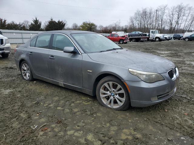 WBANV9C50AC136497 - 2010 BMW 5 SERIES XI GRAY photo 4