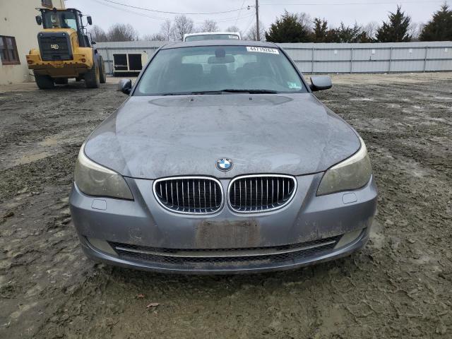 WBANV9C50AC136497 - 2010 BMW 5 SERIES XI GRAY photo 5