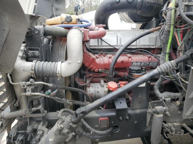 1M1AW21Y1FM046943 - 2015 MACK 600 CXU600 WHITE photo 7