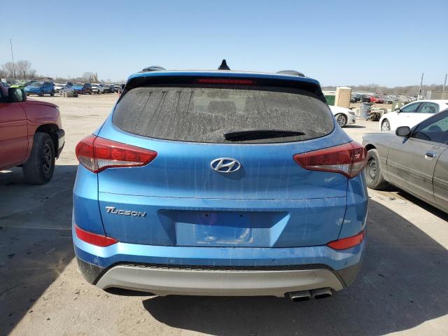 KM8J33A29JU704281 - 2018 HYUNDAI TUCSON VALUE BLUE photo 6