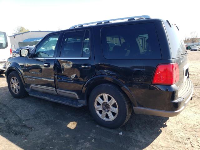 5LMFU28R34LJ23110 - 2004 LINCOLN NAVIGATOR შავი ფოტო 2
