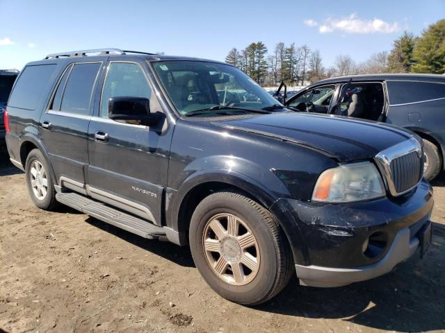5LMFU28R34LJ23110 - 2004 LINCOLN NAVIGATOR შავი ფოტო 4