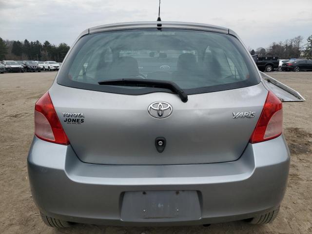 JTDJT923375114031 - 2007 TOYOTA YARIS SILVER photo 6