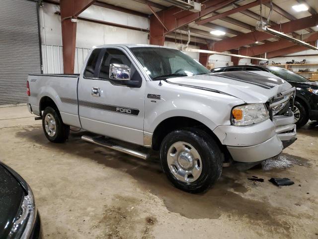 1FTRF12296NA07860 - 2006 FORD F150 SILVER photo 4