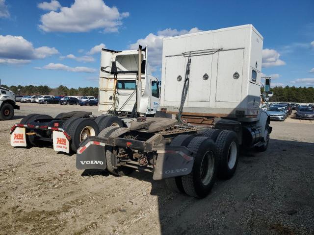 1HSHCADR9XH231748 - 1999 INTERNATIONAL 8000 8100 WHITE photo 4