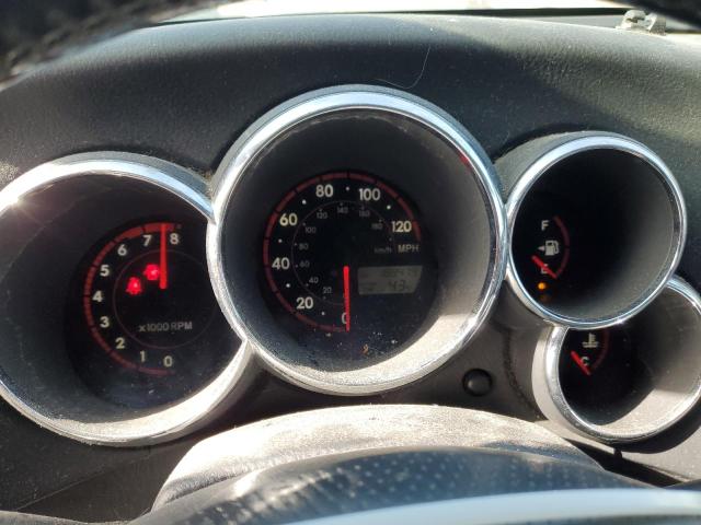 2T1KR32E35C352026 - 2005 TOYOTA MATRIX XR Silber Foto 9