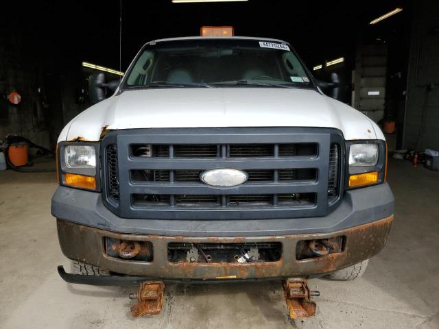 1FTWF31586ED84867 - 2006 FORD F350 SRW SUPER DUTY WHITE photo 5