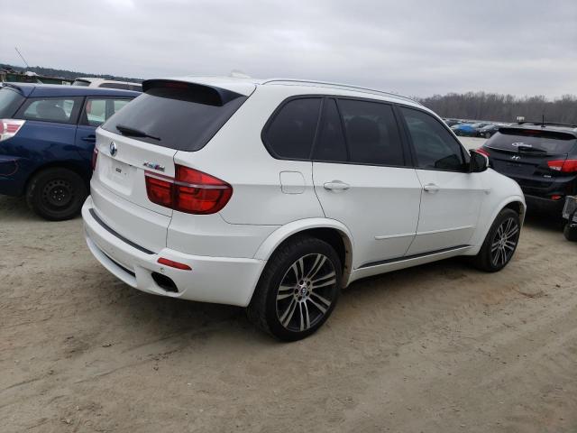 5UXZV8C51D0C16574 - 2013 BMW X5 XDRIVE50I WHITE photo 3