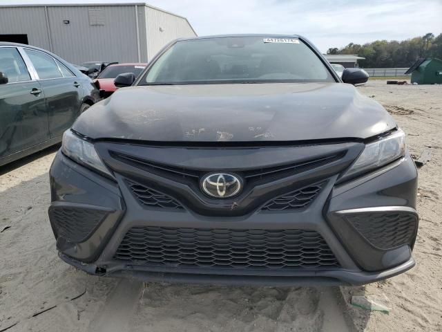 4T1S11AK7PU784333 - 2023 TOYOTA CAMRY SE NIGHT SHADE BLACK photo 5