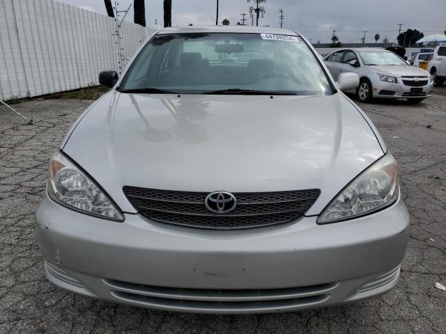 4T1BF32K44U580225 - 2004 TOYOTA CAMRY LE SILVER photo 5