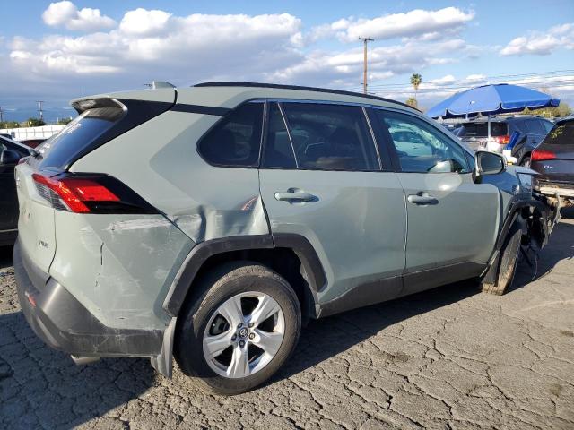 2T3W1RFVXMW112434 - 2021 TOYOTA RAV4 XLE GRAY photo 3