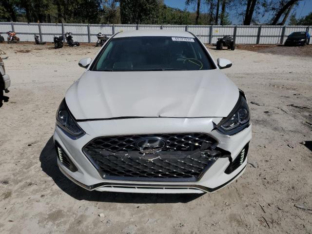 5NPE34AF6KH748796 - 2019 HYUNDAI SONATA LIMITED WHITE photo 5