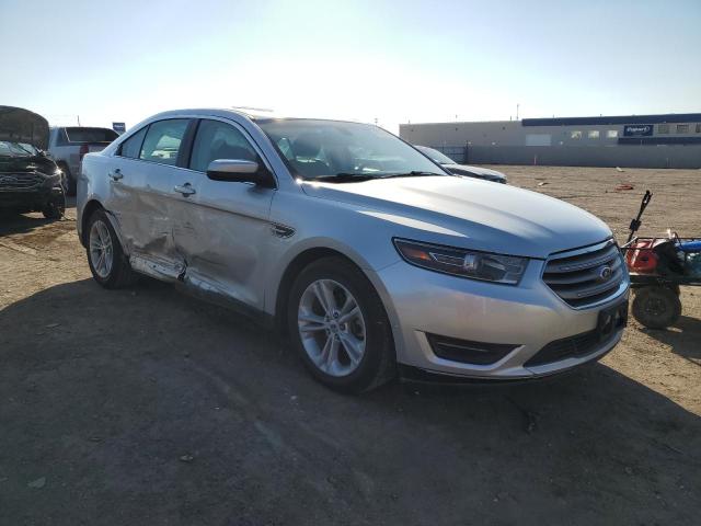 1FAHP2E86EG178914 - 2014 FORD TAURUS SEL SILVER photo 4