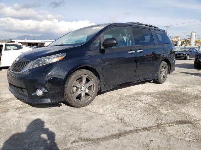 5TDXZ3DC8HS791462 - 2017 TOYOTA SIENNA SE BLACK photo 1