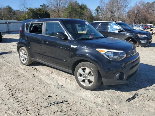 KNDJN2A21H7464371 - 2017 KIA SOUL BLACK photo 4