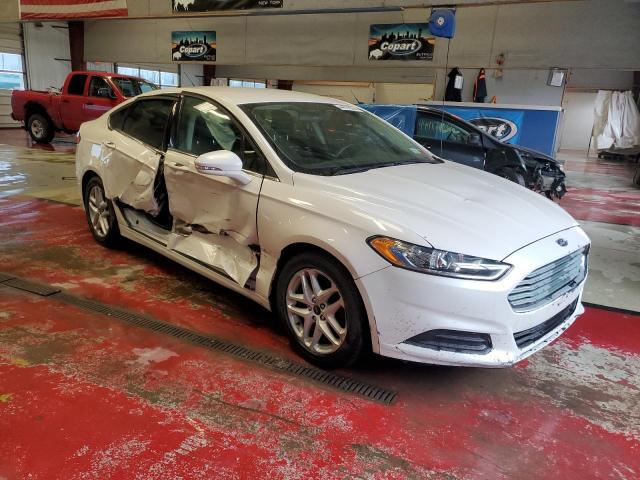 3FA6P0H77GR219920 - 2016 FORD FUSION 4D SE WHITE photo 4