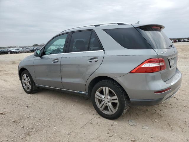 4JGDA5HB4DA248068 - 2013 MERCEDES-BENZ ML 350 4MATIC SILVER photo 2