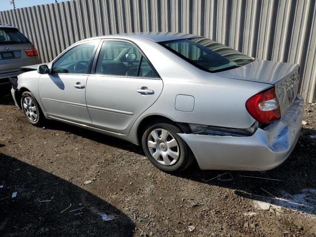 4T1BE32K84U325192 - 2004 TOYOTA CAMRY LE SILVER photo 2