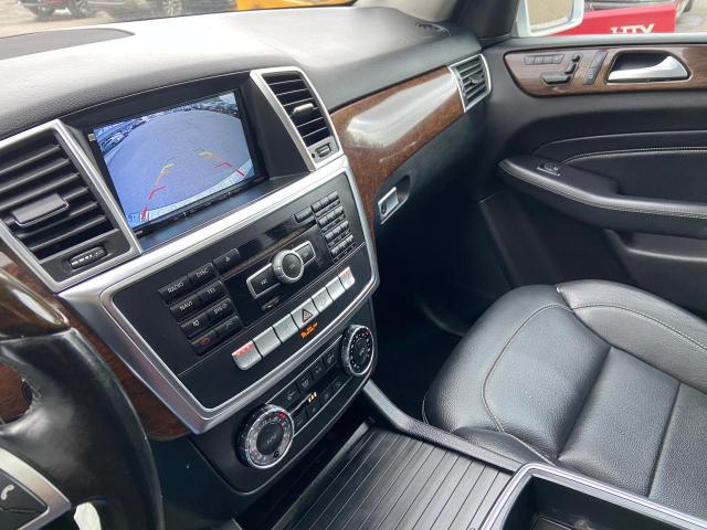 4JGDA5HBXCA033485 - 2012 MERCEDES-BENZ ML 350 4MATIC SILVER photo 9