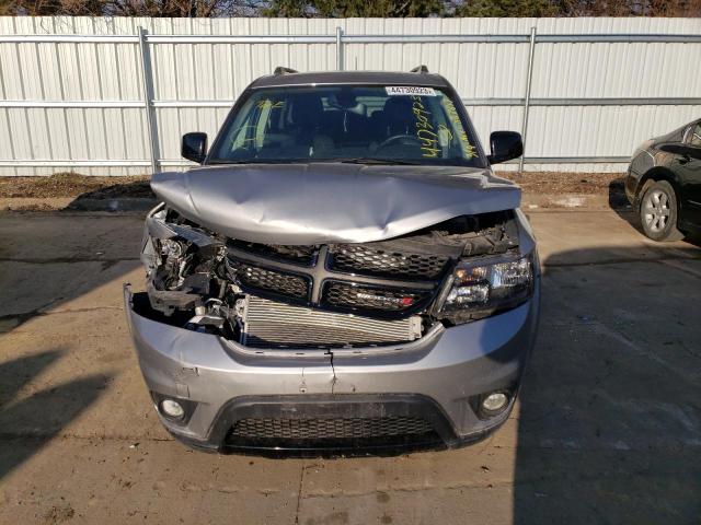 3C4PDCBB1KT863818 - 2019 DODGE JOURNEY SE SILVER photo 5