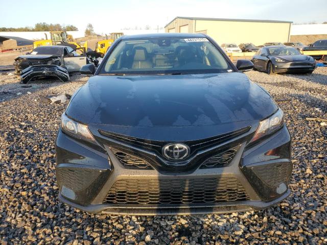 4T1G11AK3RU247371 - 2024 TOYOTA CAMRY SE NIGHT SHADE BLACK photo 5