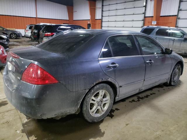 1HGCM56346A813409 - 2006 HONDA ACCORD SE GRAY photo 3