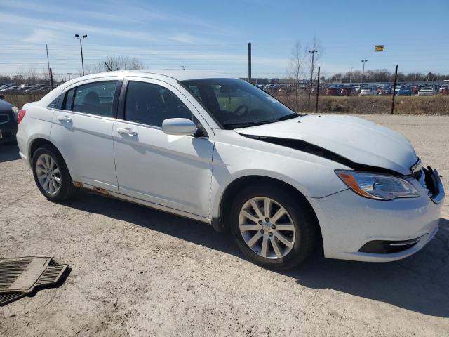 1C3BC1FB7BN576175 - 2011 CHRYSLER 200 TOURING WHITE photo 4